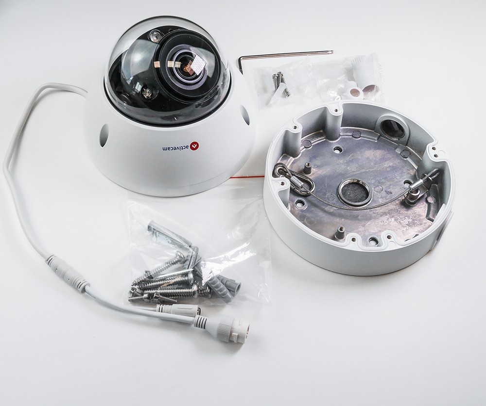 Детальное изображение товара "IP-камера уличная 8Мп Trassir AC-D3183WDZIR5 2.7-12" из каталога оборудования для видеонаблюдения
